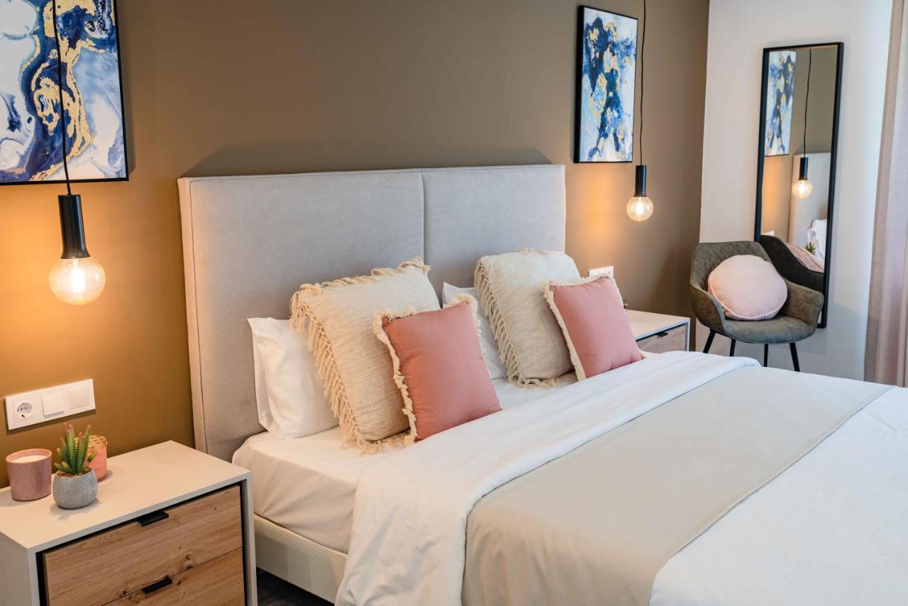 Golden With Jacuzzi Apartamento Marbella