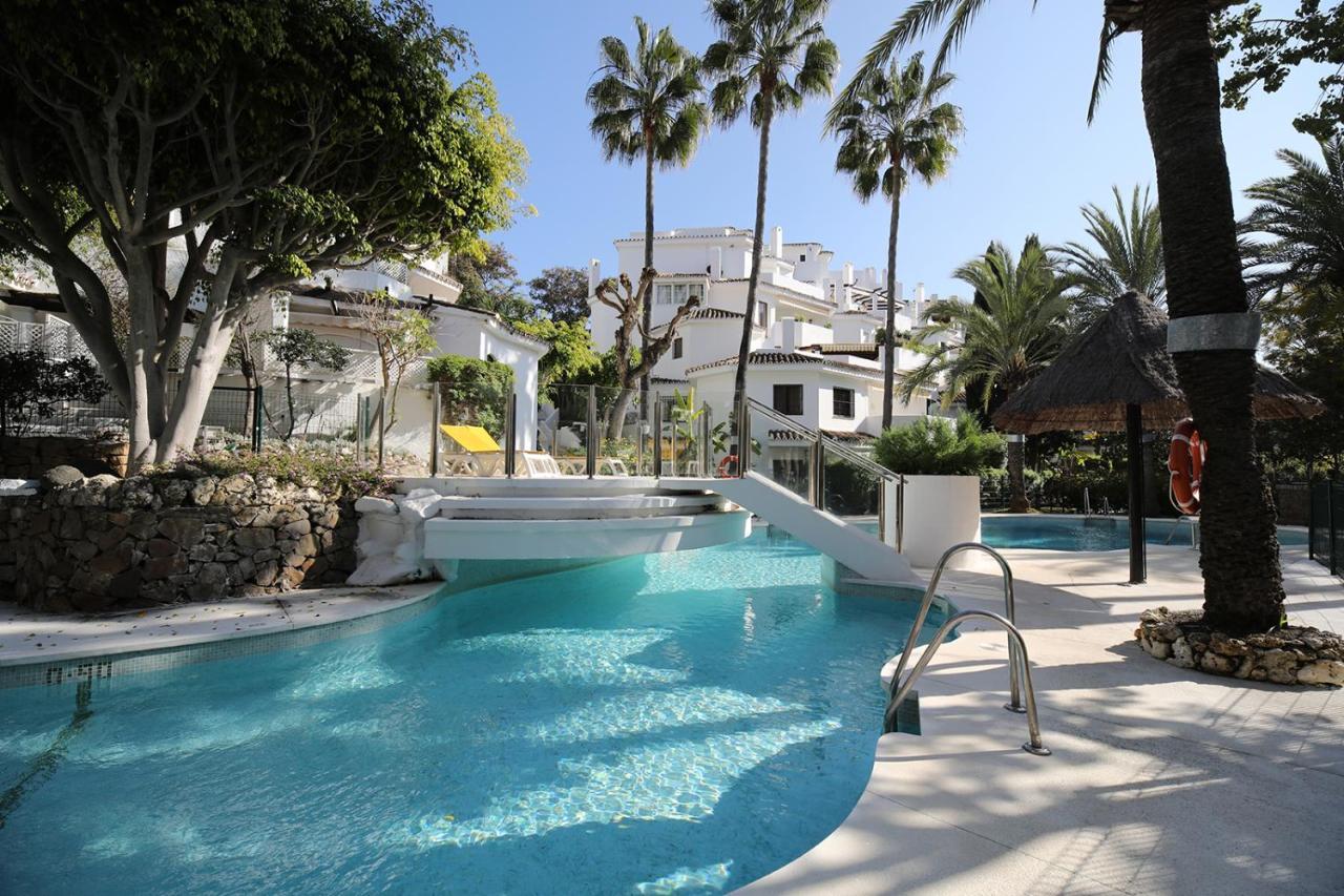 Golden With Jacuzzi Apartamento Marbella