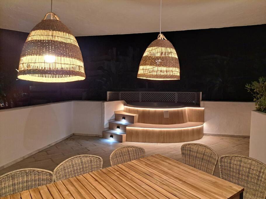 Golden With Jacuzzi Marbella