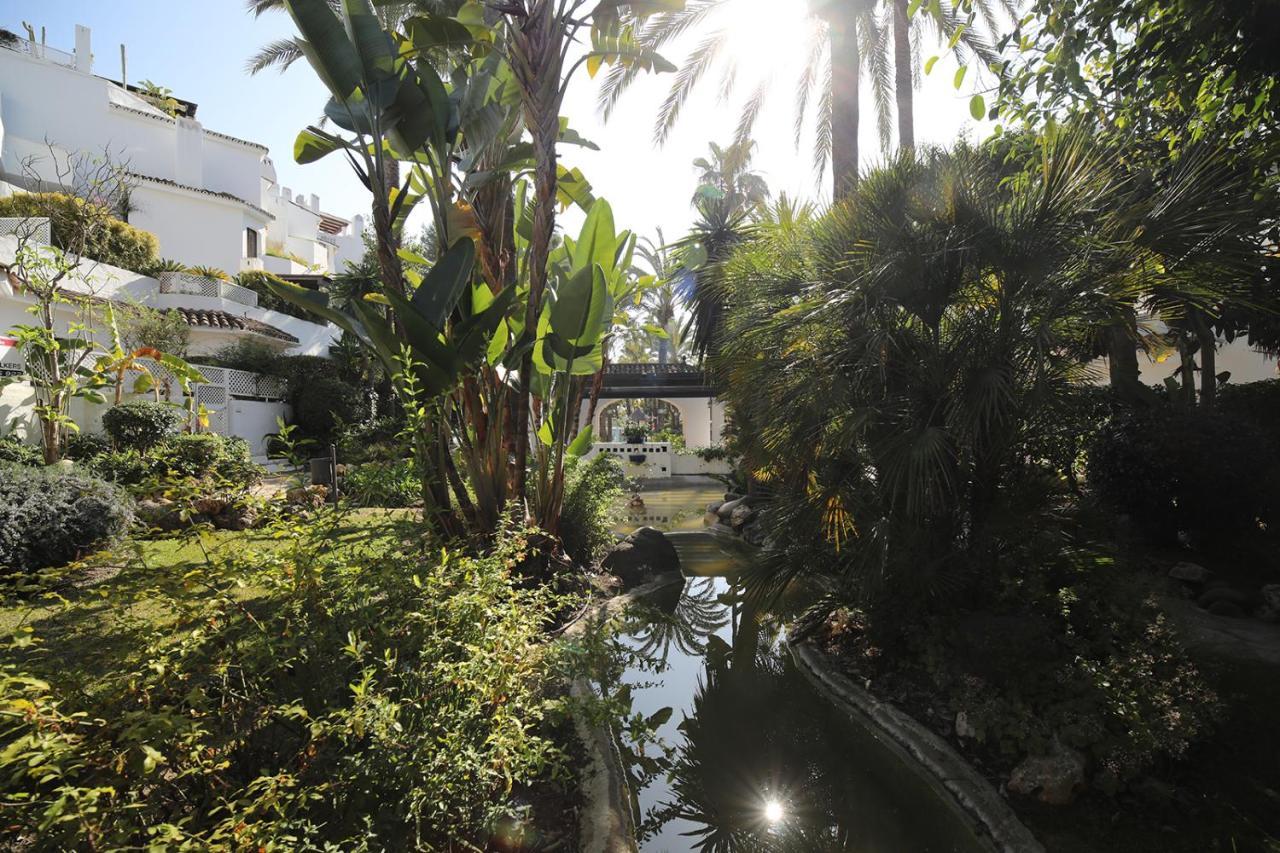 Golden With Jacuzzi Apartamento Marbella