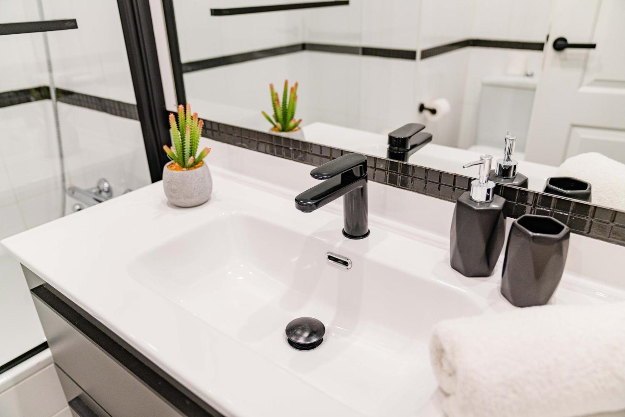 Apartamento Golden With Jacuzzi *